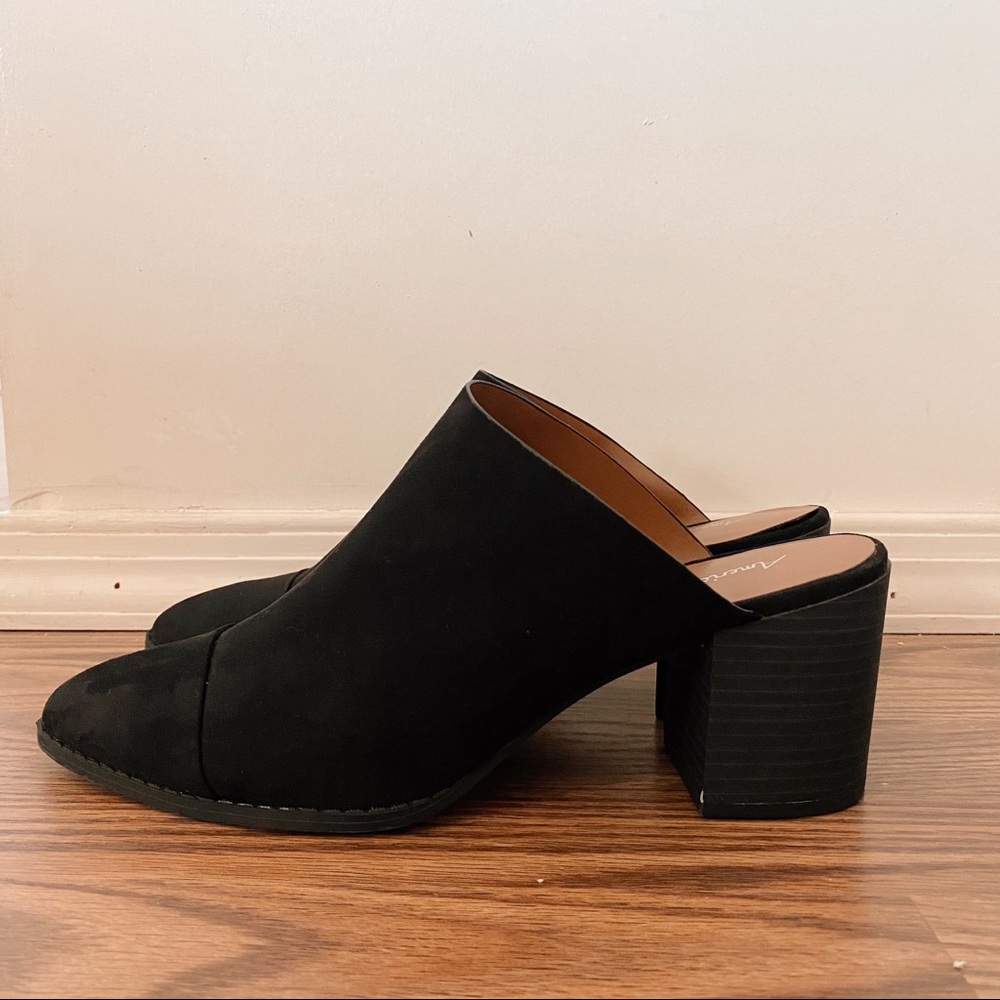 American Eagle Black Mules